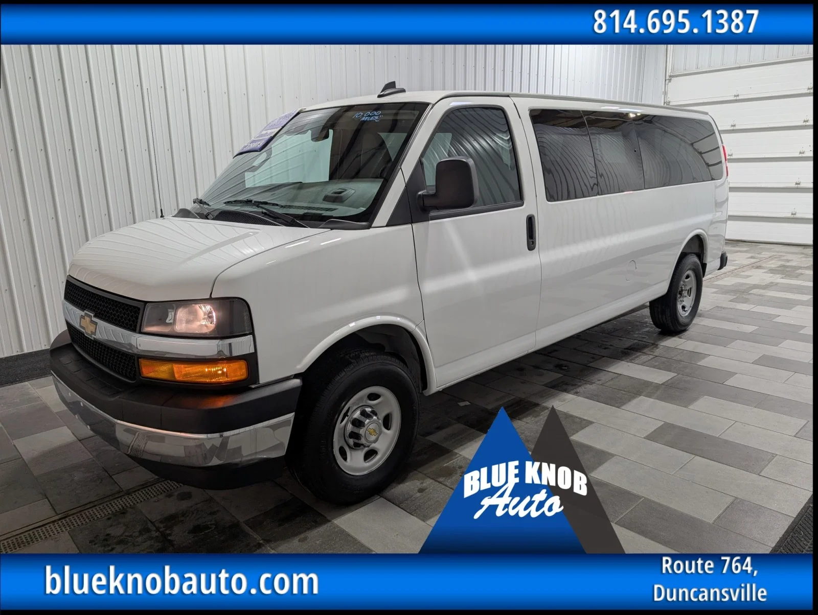 2025 Chevrolet Express 3500 LT Extended's photo