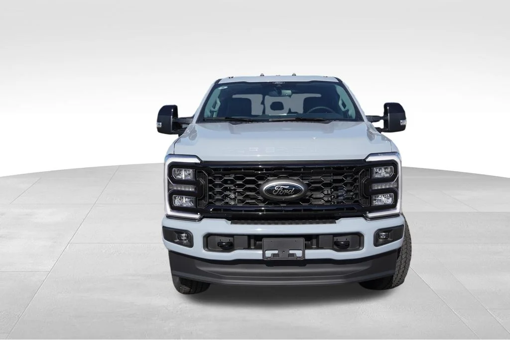 New 2026 Glacier Gray Metallic Tri-Coat Ford Lariat image 8