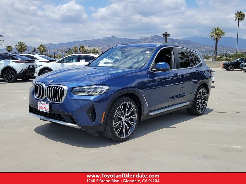2022 BMW X3 sDrive30i's photo