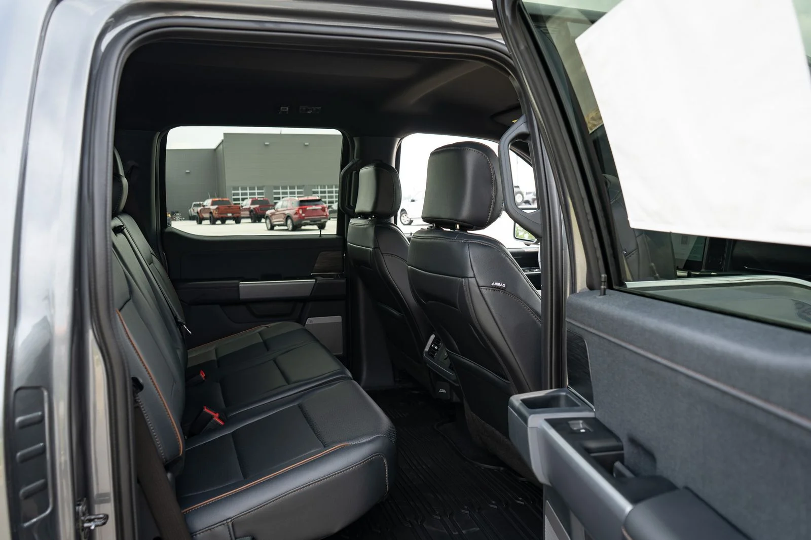 New 2026 Carbonized Gray Metallic Ford Lariat® image 20