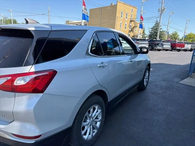 Used 2019 SILVER ICE METALLIC Chevrolet LT image 4