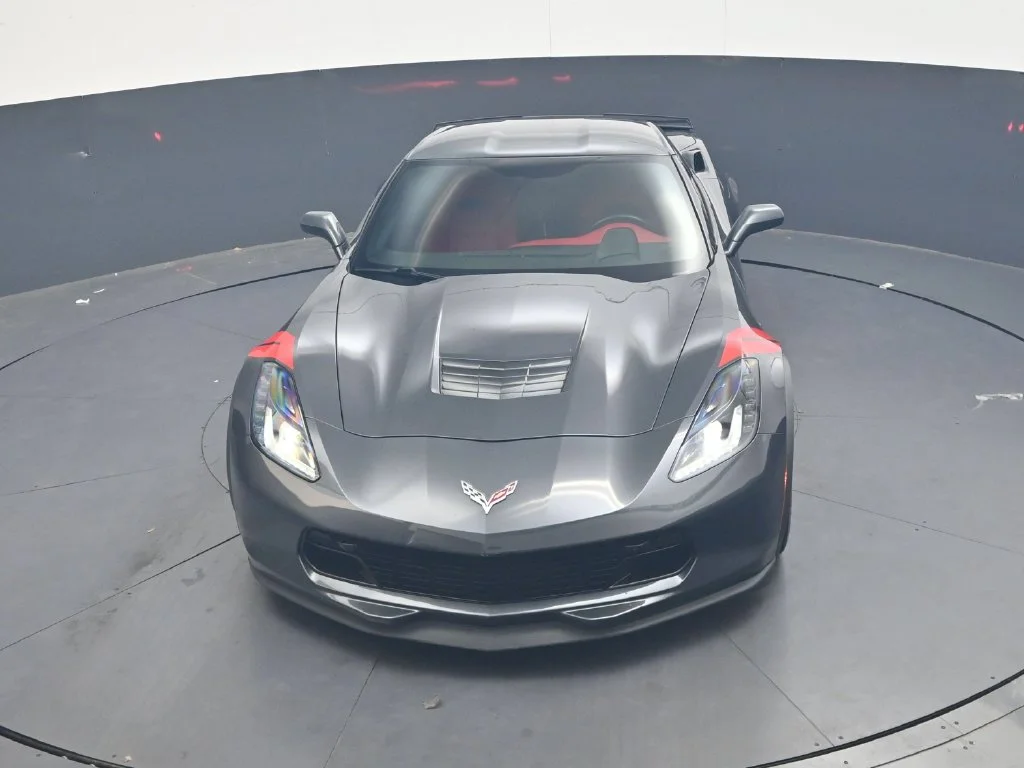 Used 2017 Gray Chevrolet Grand Sport image 19
