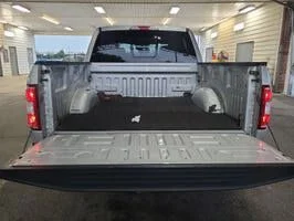 Used 2018 Silver Ford XLT image 8