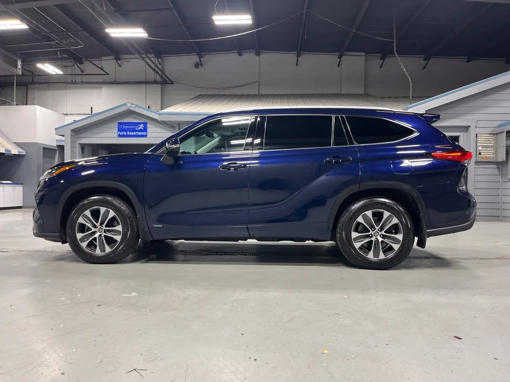 Used 2022 Blueprint Toyota XLE image 4