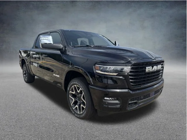 New 2026 Diamond Black Crystal Pearl-Coat Exterior Paint RAM Laramie image 28