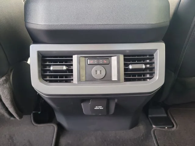 New 2026 Oxford White Ford Lariat image 16