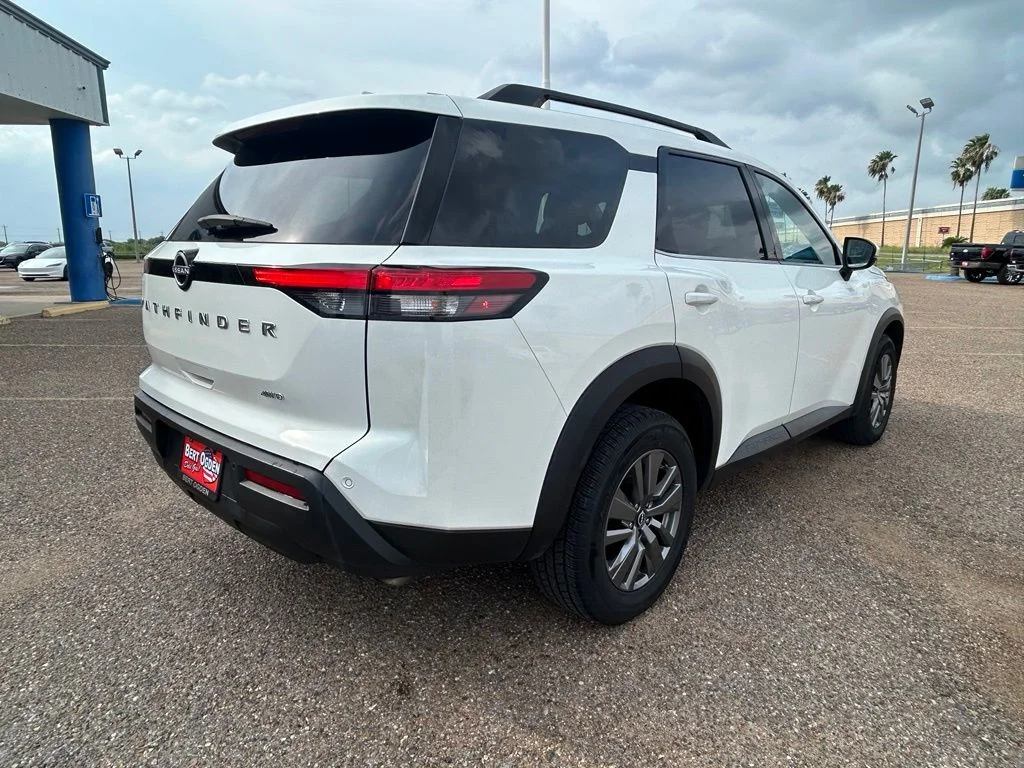Used 2025 White Nissan SV image 6