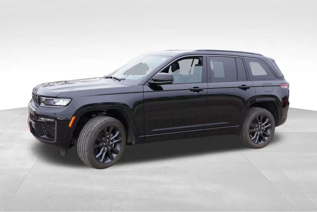 Certified Used 2026 Black Jeep Limited Reserve image 10