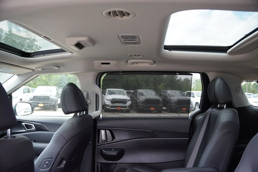 New 2027 Ceramic Silver Kia SX image 13
