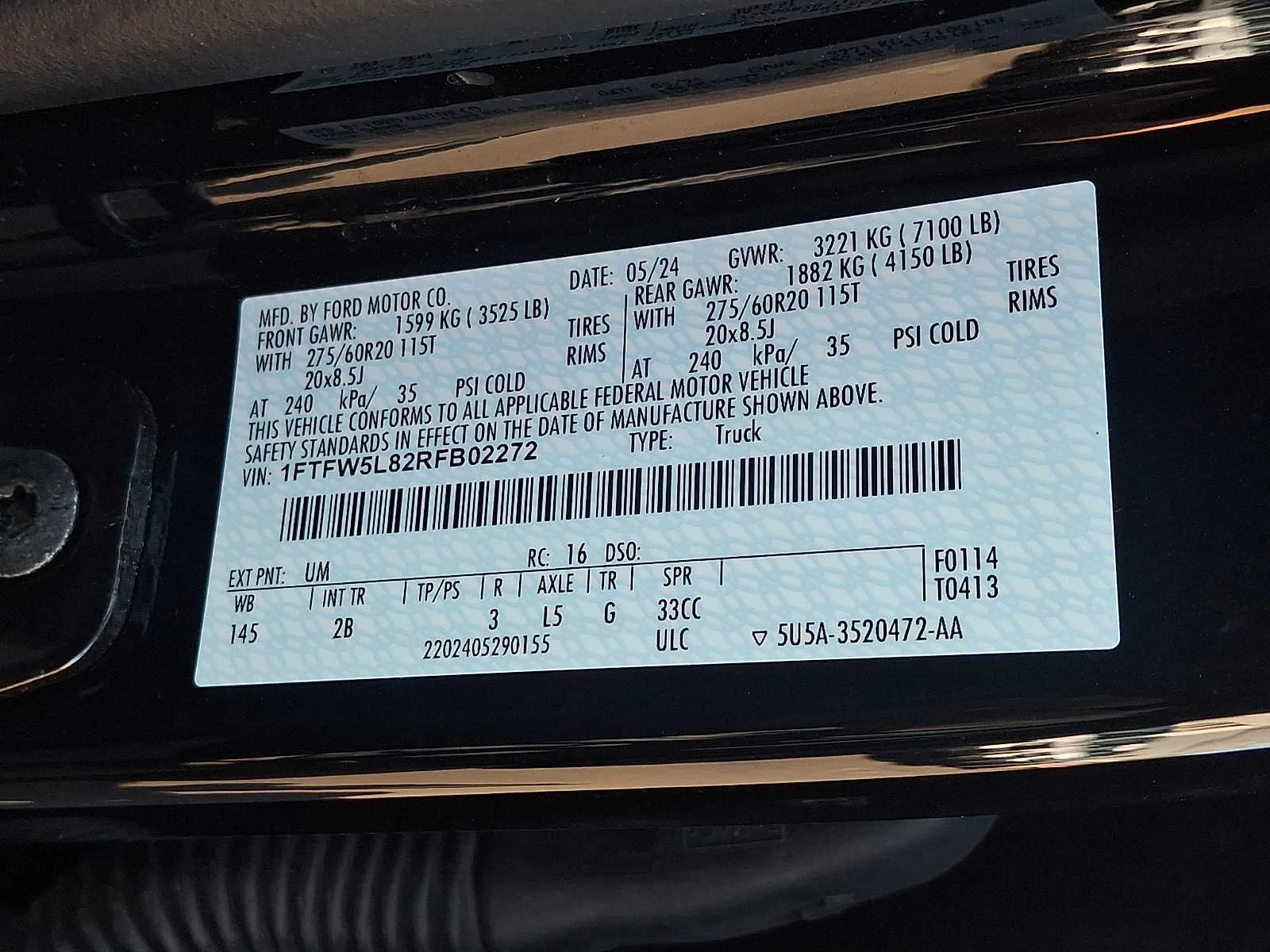 Used 2024 Agate Black Metallic Ford LARIAT image 26