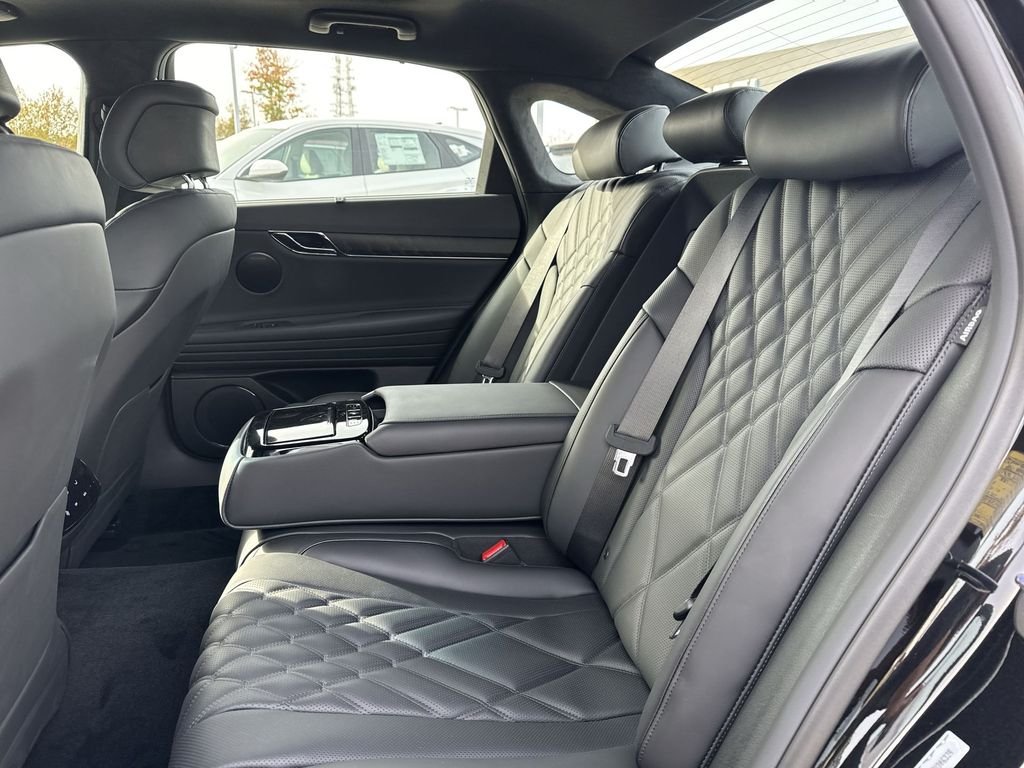 New 2026 Black Genesis 3.5T PRESTIGE BLACK image 26