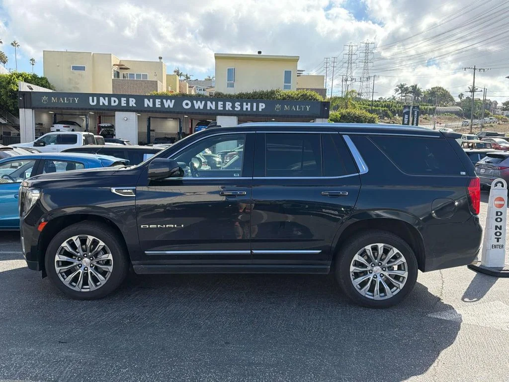 Used 2023 Midnight Blue Metallic GMC Denali image 4