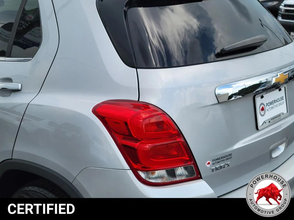 Certified Used 2019 Silver Chevrolet Premier image 12