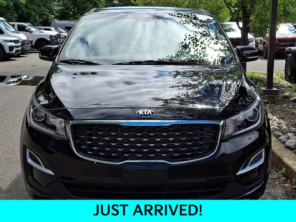 Used 2019 Kia Sedona LX with VIN KNDMB5C13K6533487 for sale in Glen Mills, PA