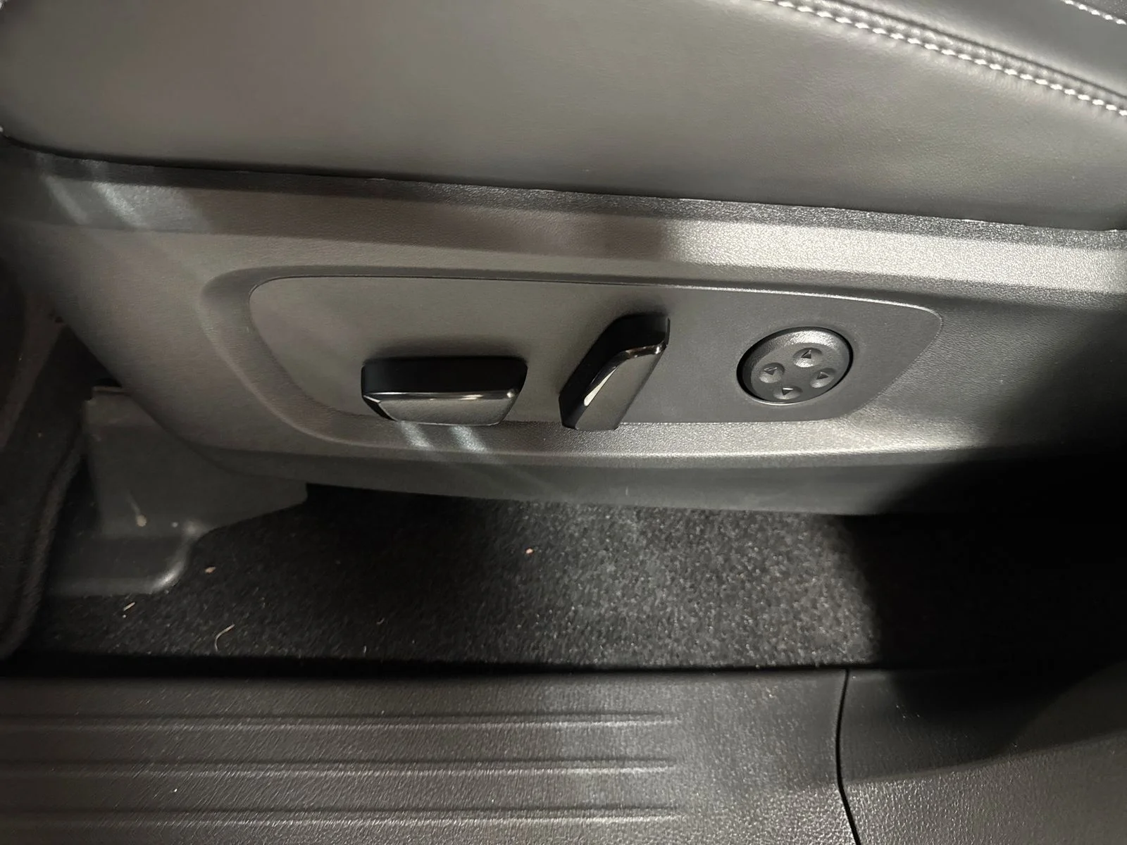 2026 INFINITI QX60 LUXE - Photo 11