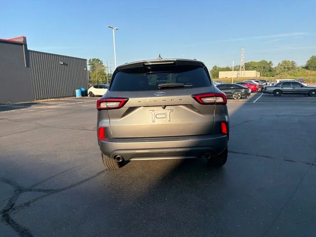 Used 2024 Gray Ford ST-Line image 12