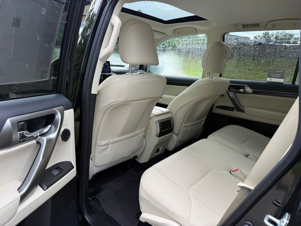 Certified Used 2023 BLACK Lexus 460 image 28