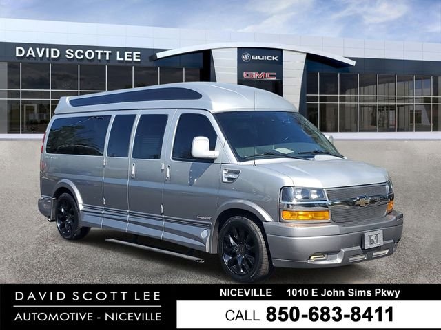 2022 Chevrolet Express 2500 Extended Work Van HD's photo