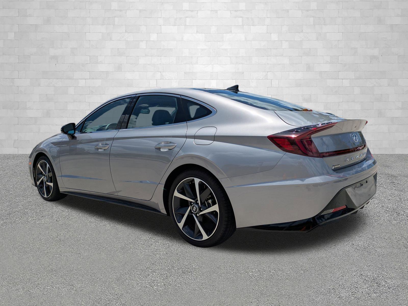 2023 Hyundai Sonata SEL Plus - Photo 4