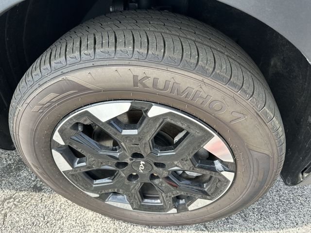Used 2026 Black Kia S image 20