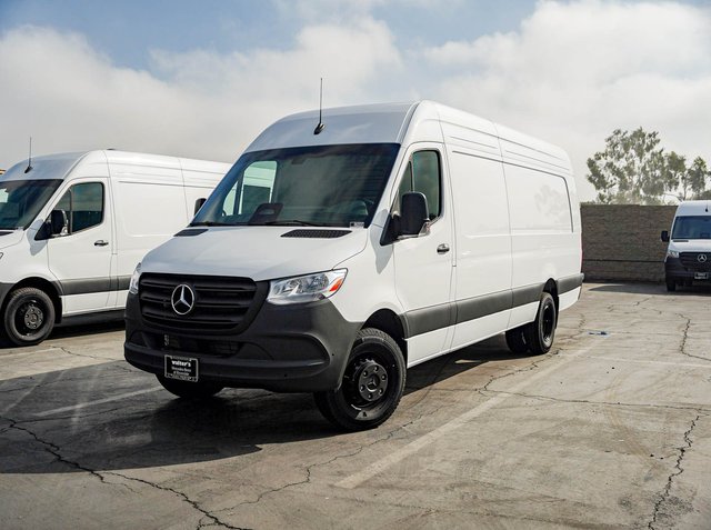 2026 Mercedes-Benz Sprinter Cargo Van 4500 High Roof I4 Diesel HO 170 Extended RWD