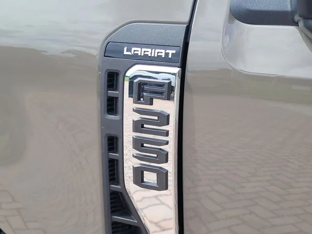 New 2026 Gray Ford Lariat image 9