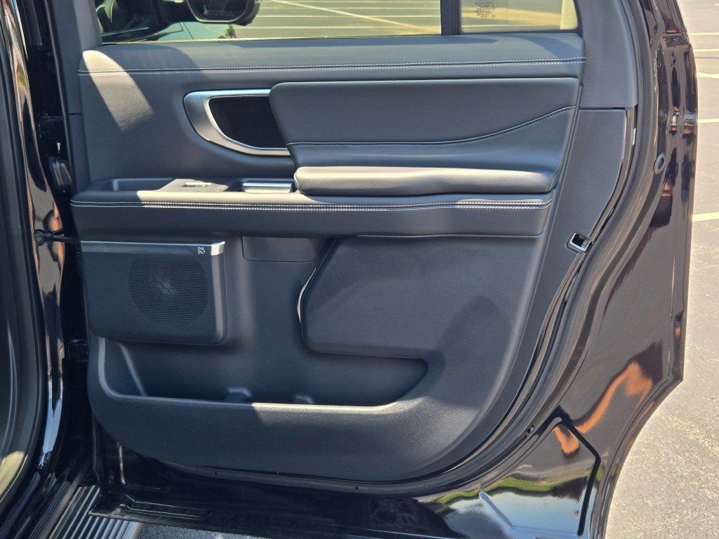 New 2026 Agate Black Metallic Ford MAX Platinum® image 8