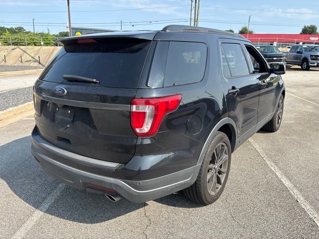 Used 2019 Black Ford XLT image 4