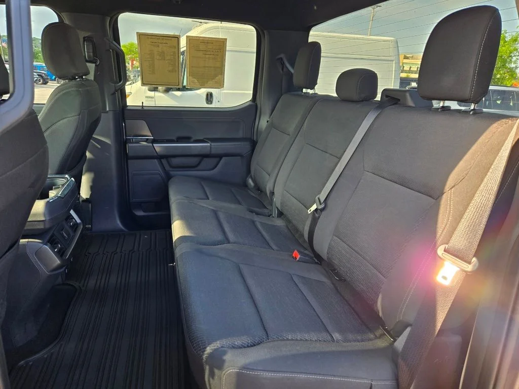 Used 2024 Gray Ford XLT image 29
