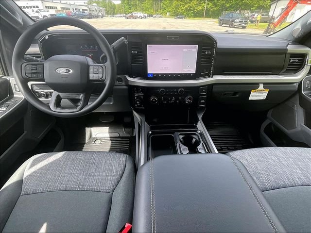New 2026 Agate Black Metallic Ford XLT image 21