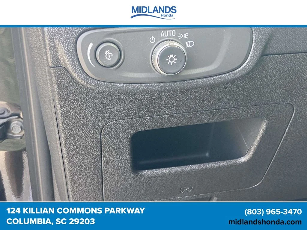 Used 2025 Black Metallic Chevrolet LT image 18