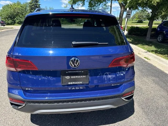 Used 2023 Blue Volkswagen 1.5T SEL image 9