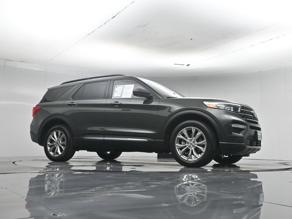 Certified Used 2023 Green Ford XLT image 50