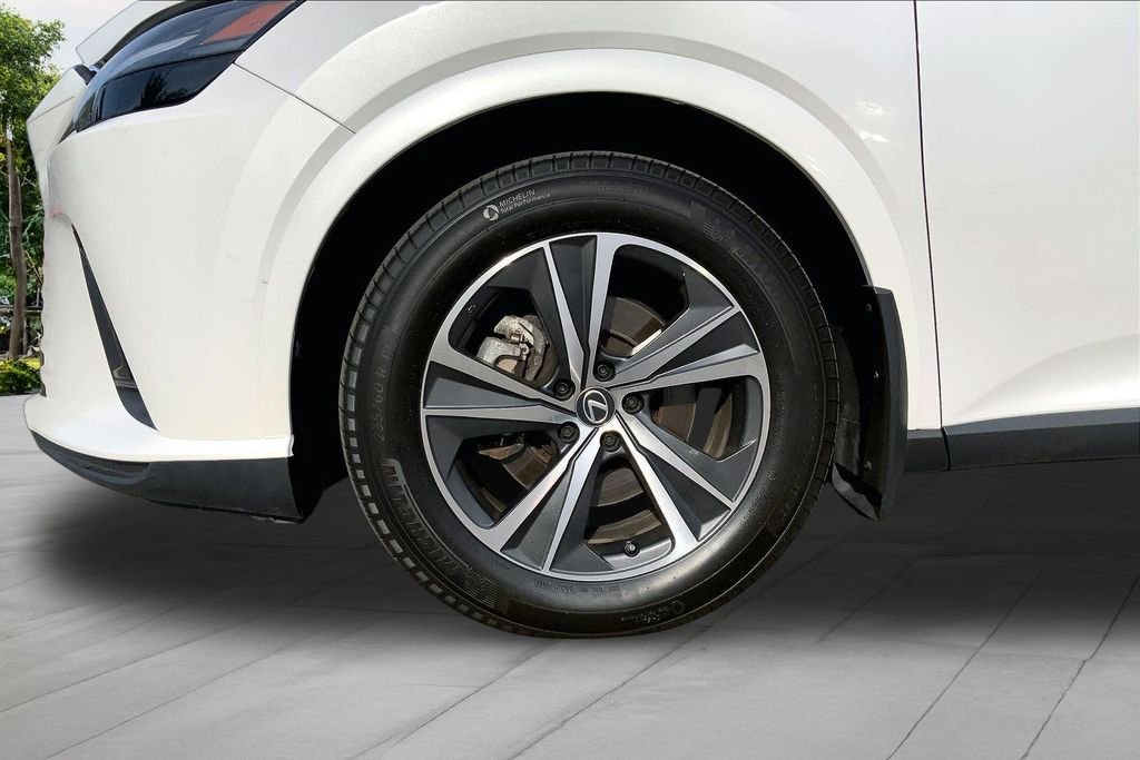 Used 2024 White Lexus 350 Premium image 33