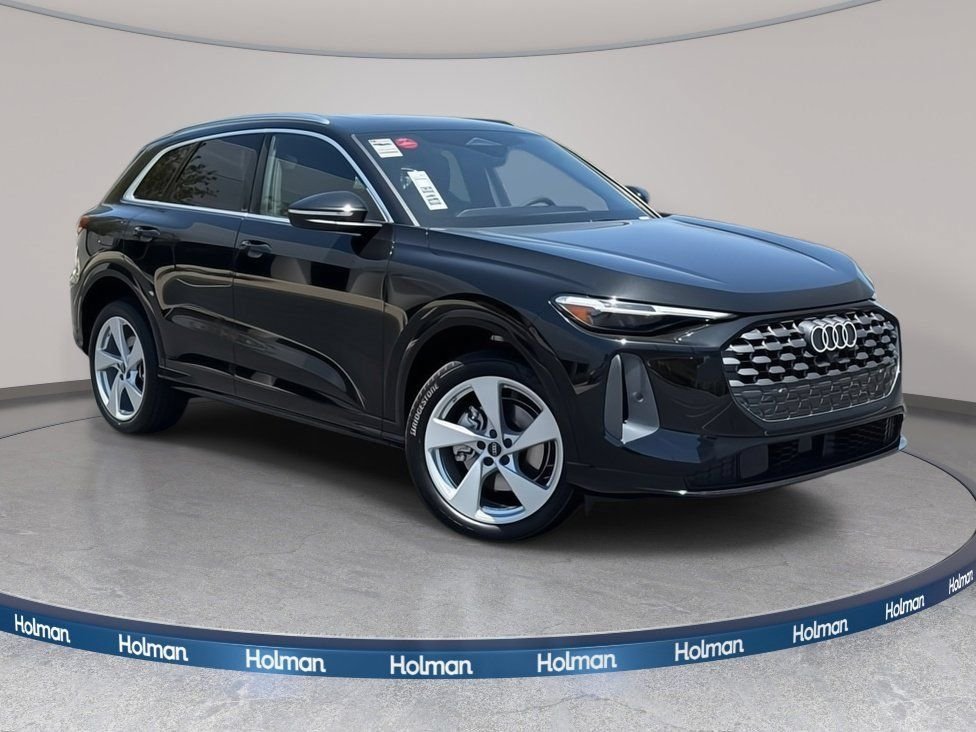 2025 Audi Q5 40 Premium Plus's photo
