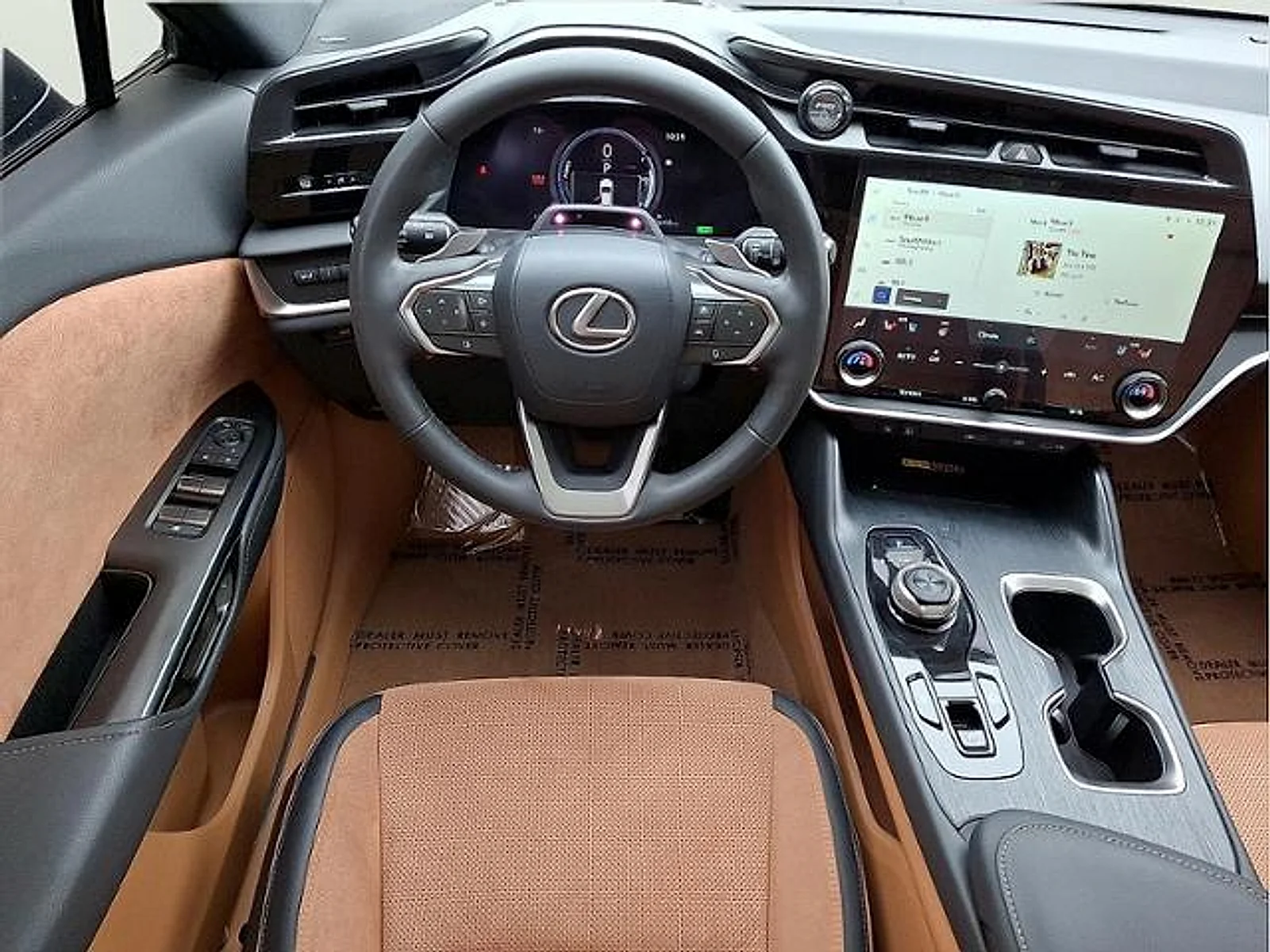 Certified Used 2023 CAVIAR Lexus Luxury image 9