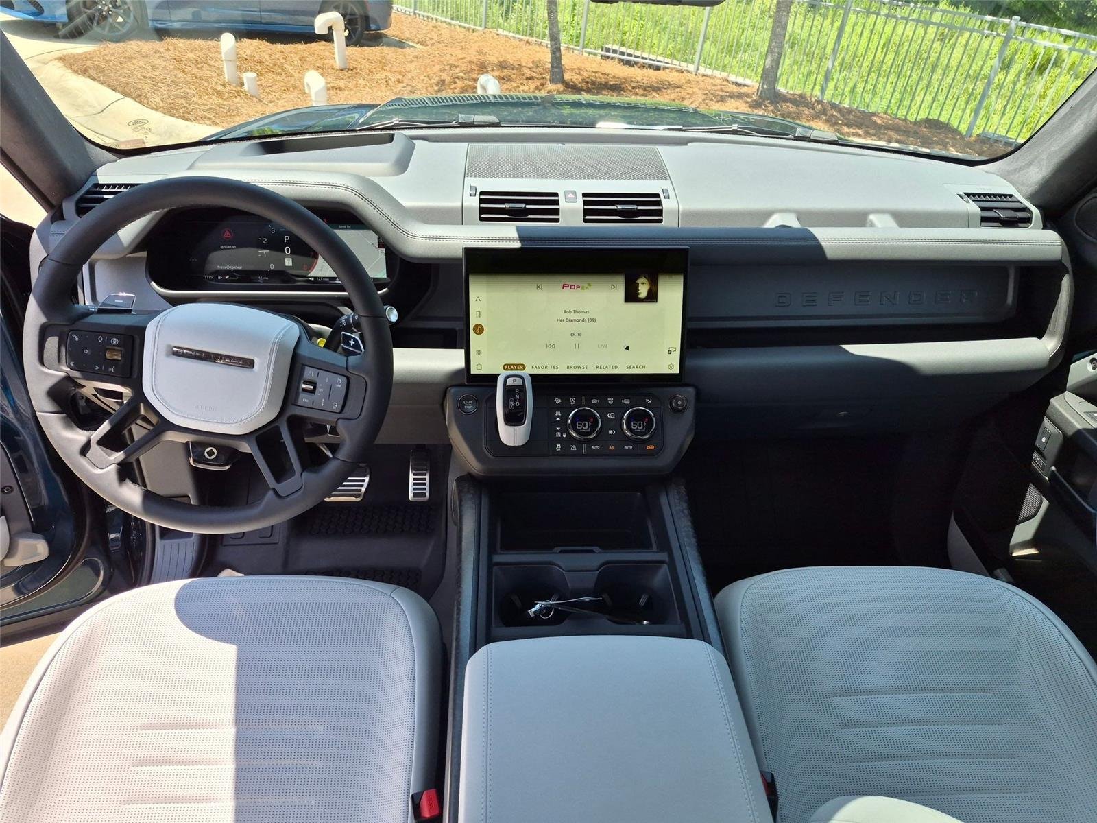New 2026 Sargasso Blue Premium Metallic Land Rover OCTA image 26