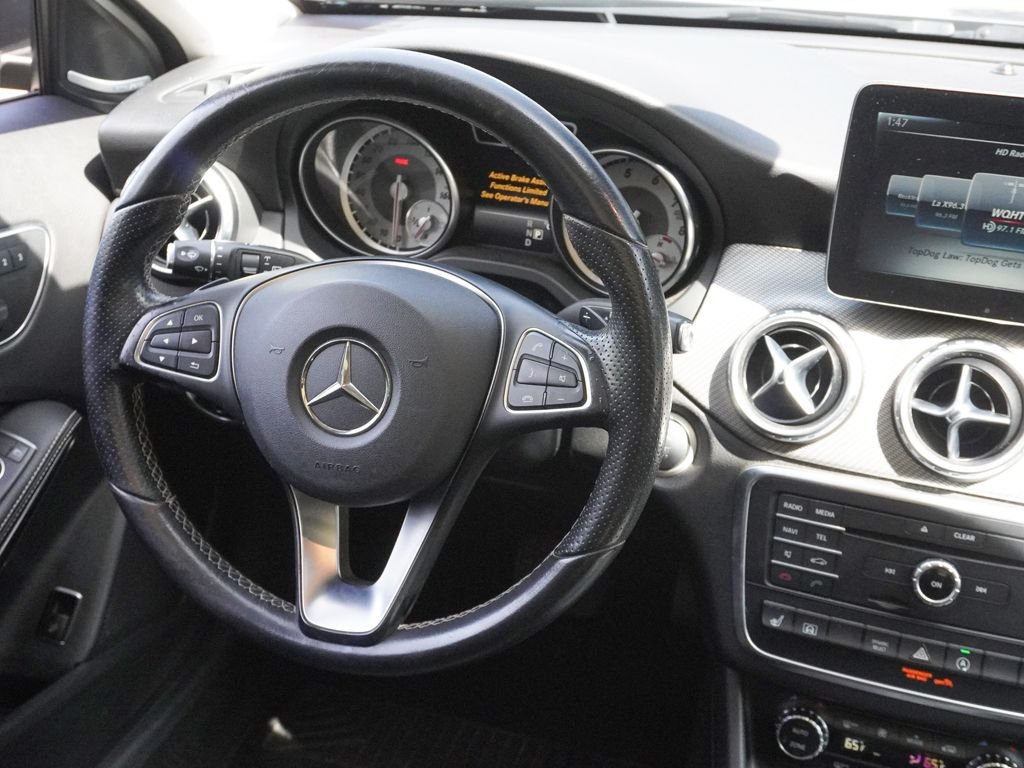 Used 2017 Gray Mercedes-Benz GLA 250 image 25