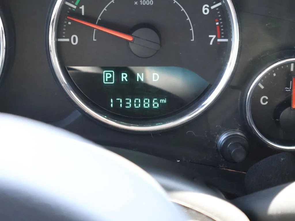 Used 2014 Blue Jeep Unlimited Sport image 29