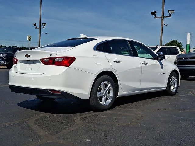 Used 2024 White Chevrolet LT image 7