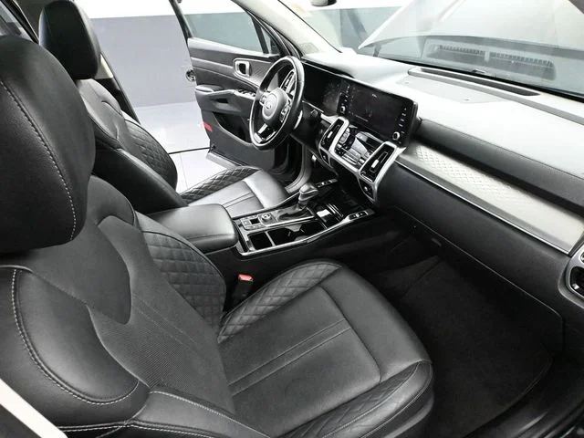 Used 2021 Black Kia SX-Prestige image 53