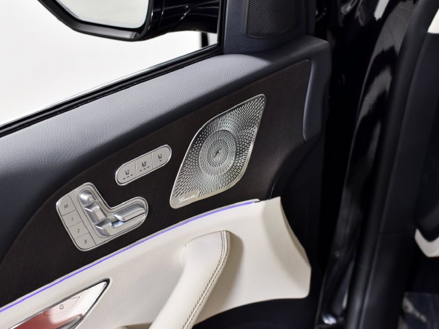 New 2027 Obsidian Black Metallic Mercedes-Benz GLE 450 image 68