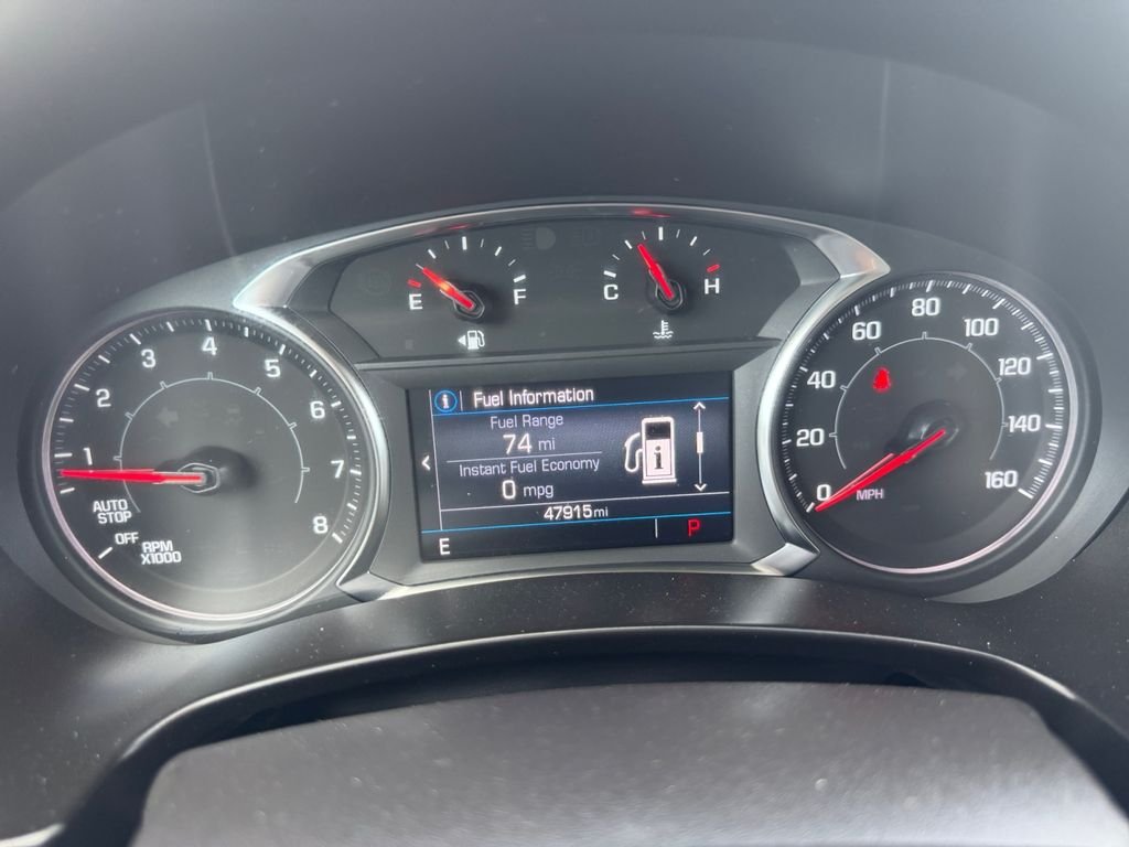 Used 2024 White GMC SLE image 10