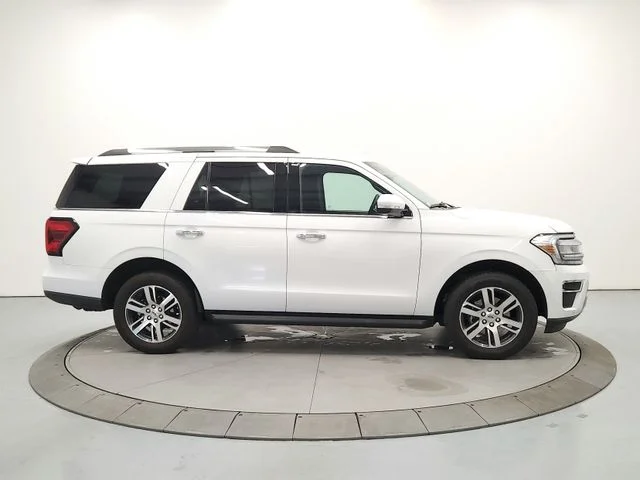 Used 2024 White Ford Limited image 8