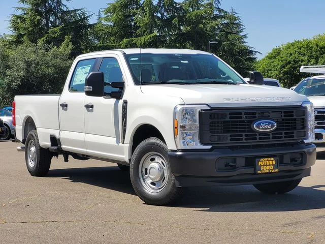 2026 Ford F-350 XL Crew Cab 8' Box SRW's photo