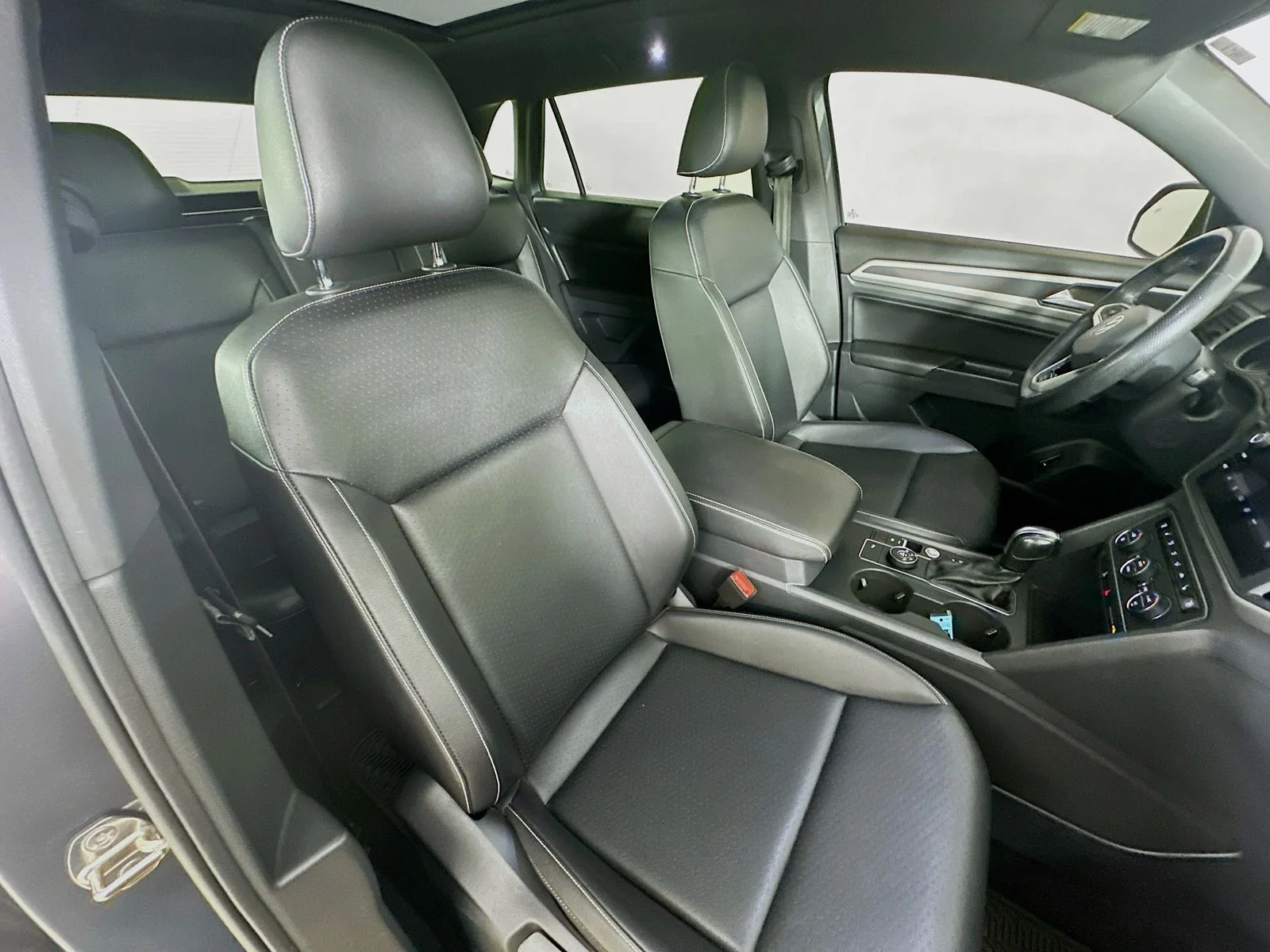Used 2020 Gray Volkswagen  image 44