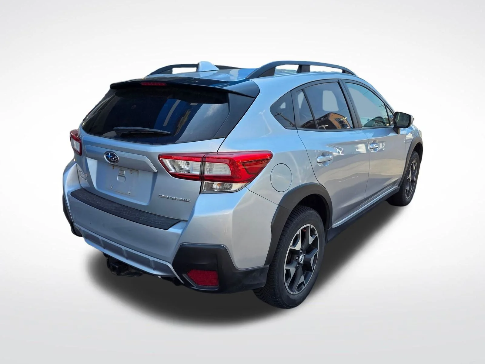 Used 2018 Ice Silver Metallic Subaru 2.0i Premium image 6