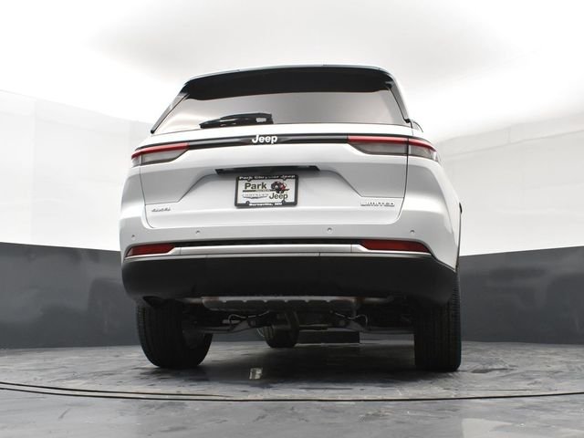 New 2026 Bright White Clear-Coat Exterior Paint Jeep Limited image 23