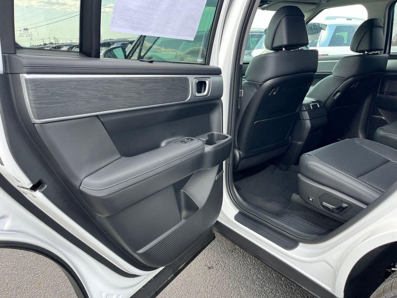 New 2027 White Hyundai Limited image 16