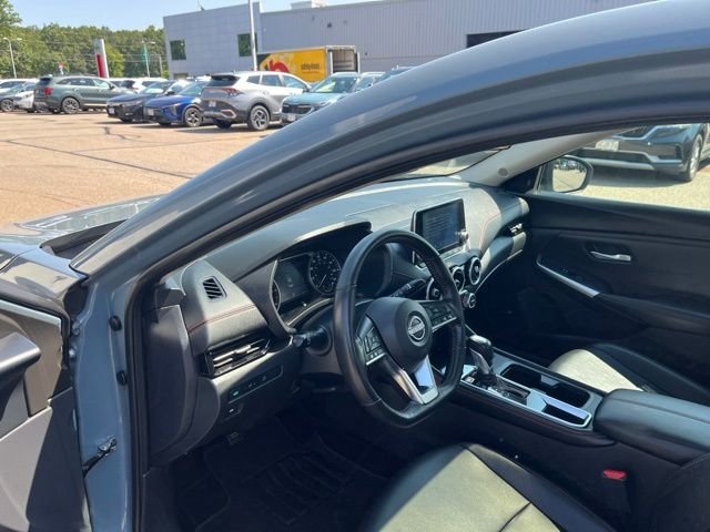 Used 2024 Gray Nissan SR image 11